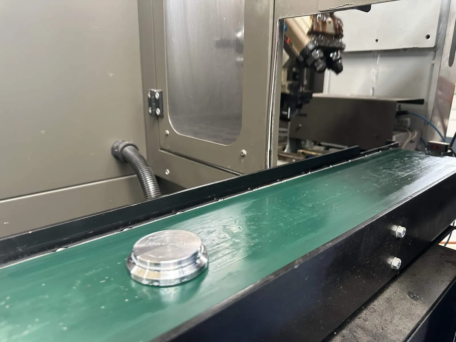 Machined chrome piston head