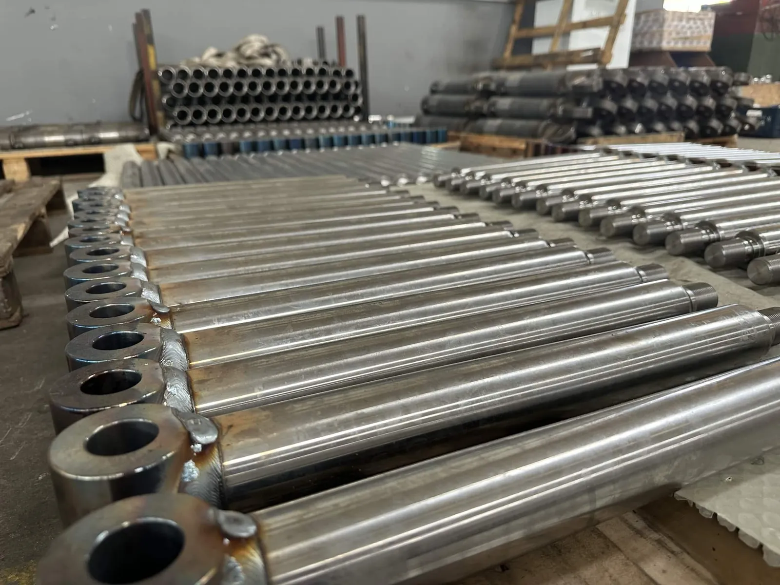 Cylinder barrels in a production batch