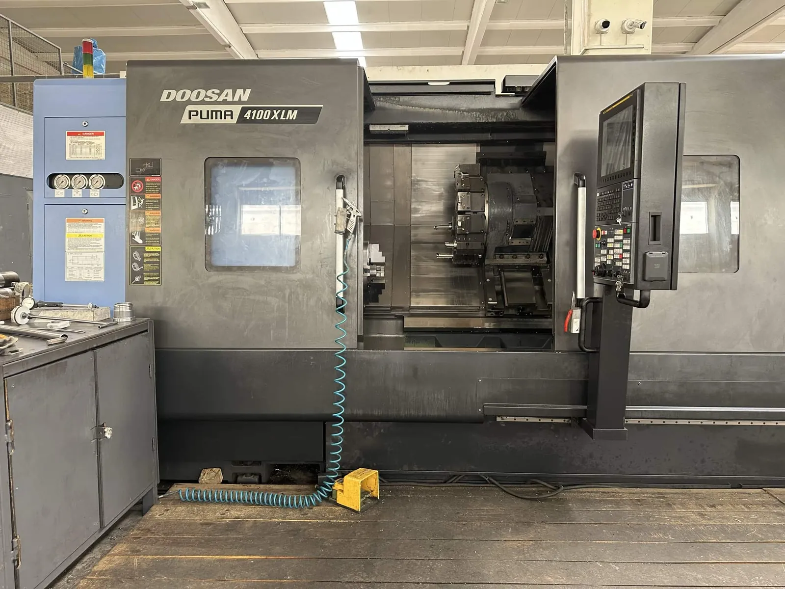 Doosan Puma 4100XLM CNC lathe