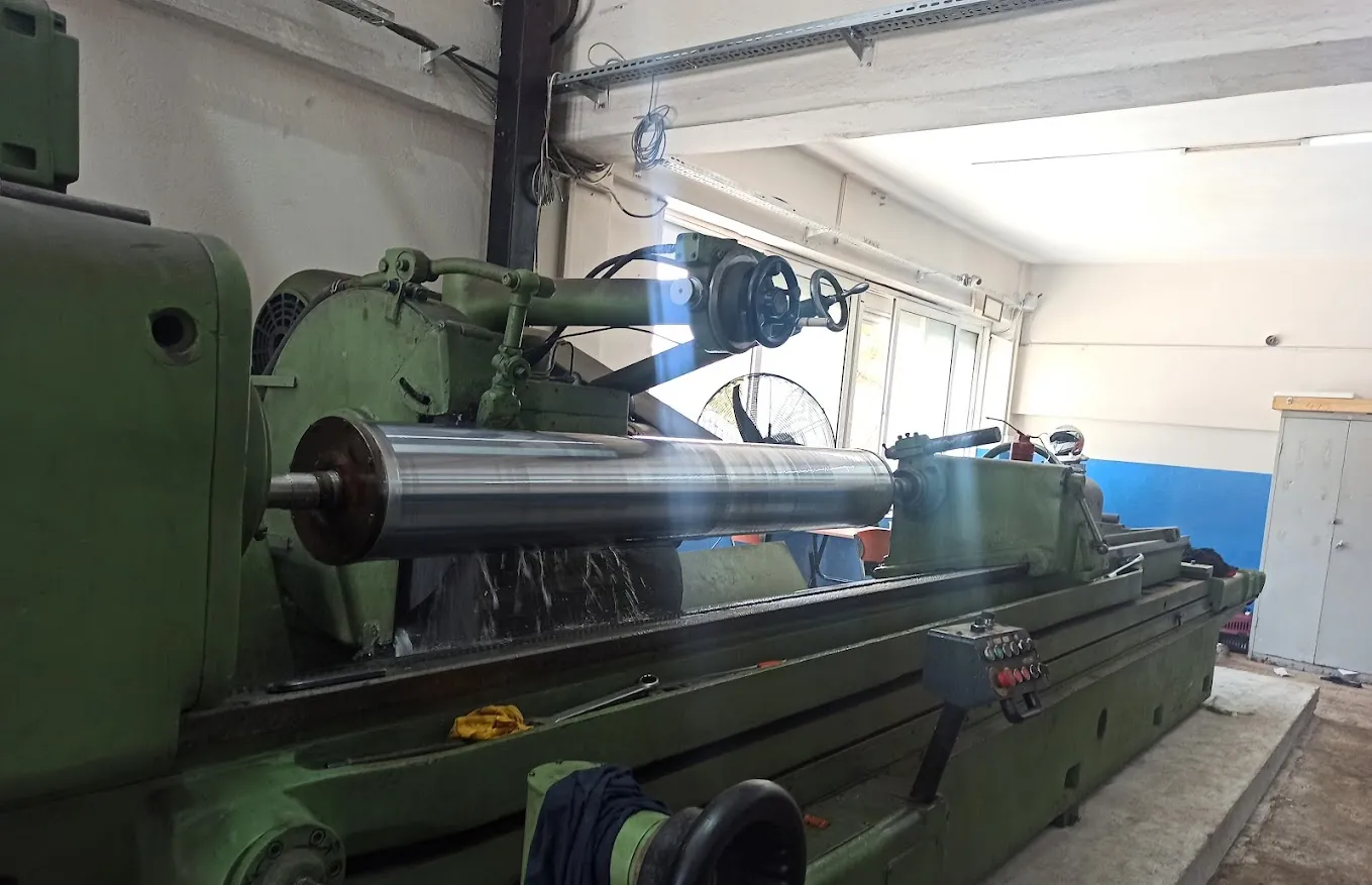 Roll body on a cylindrical grinding machine