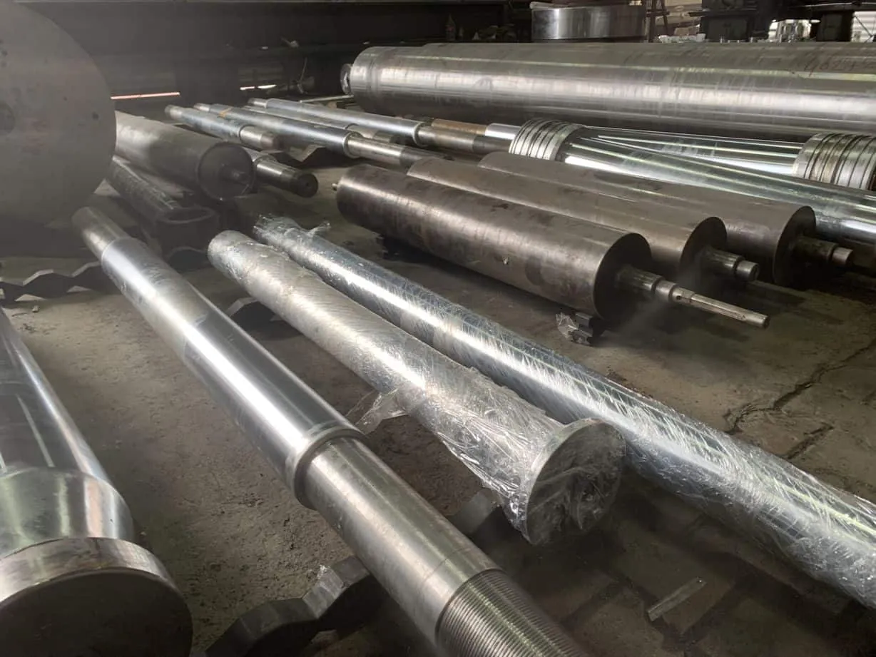 Roll shafts and roller bodies in production